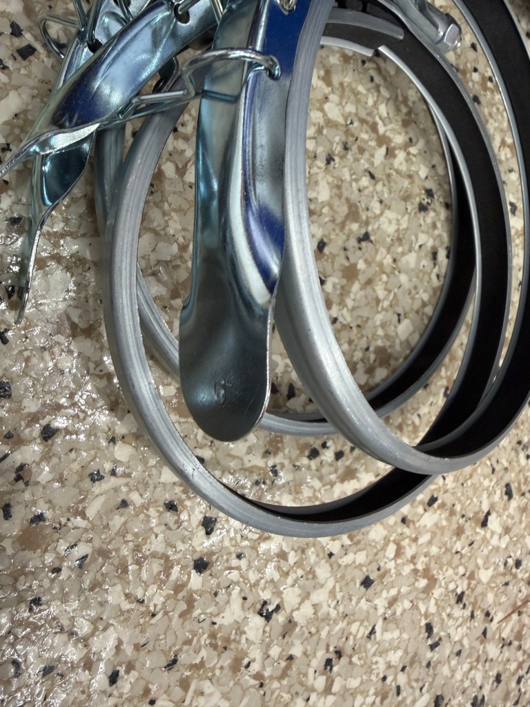 Blastgate Company 6 inch clamps